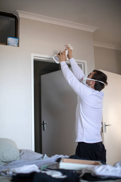 Best Emergency Mold Remediation  in Geneva, FL